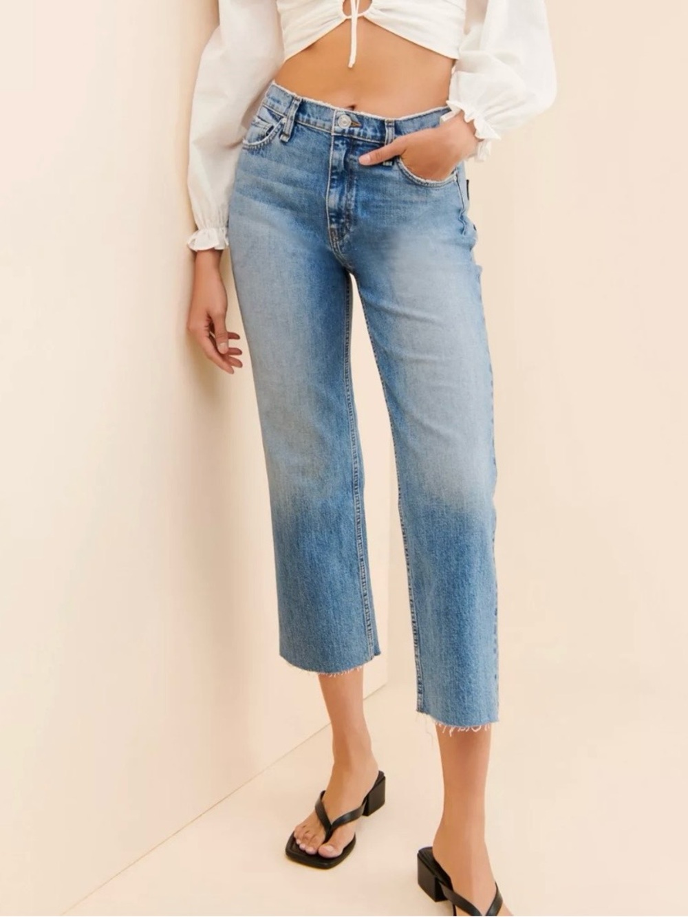 Hudson Remi Jeans Light Blue Cropped Straight-Leg Ankle Jeans